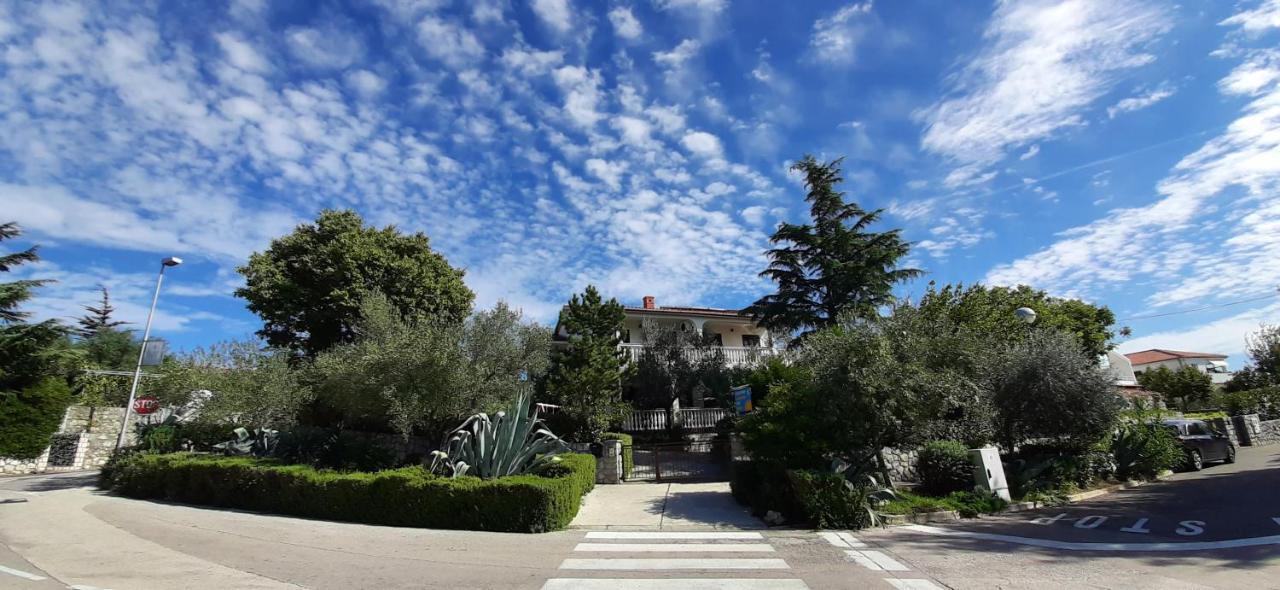 Apartment Krajacic Krk Town Exterior foto